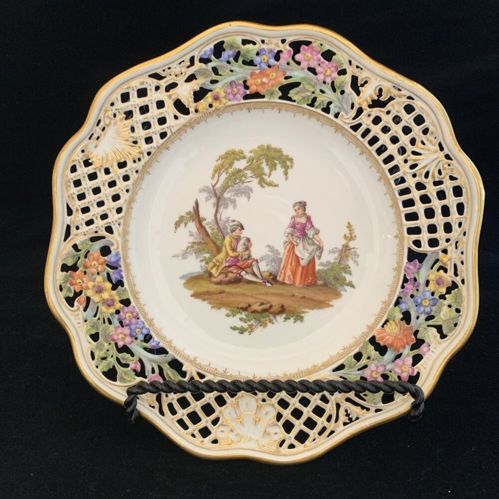 Helena Wolfsohn Reticulated Plate 8.5" Watteau Couple Scene Dresden Germany 3